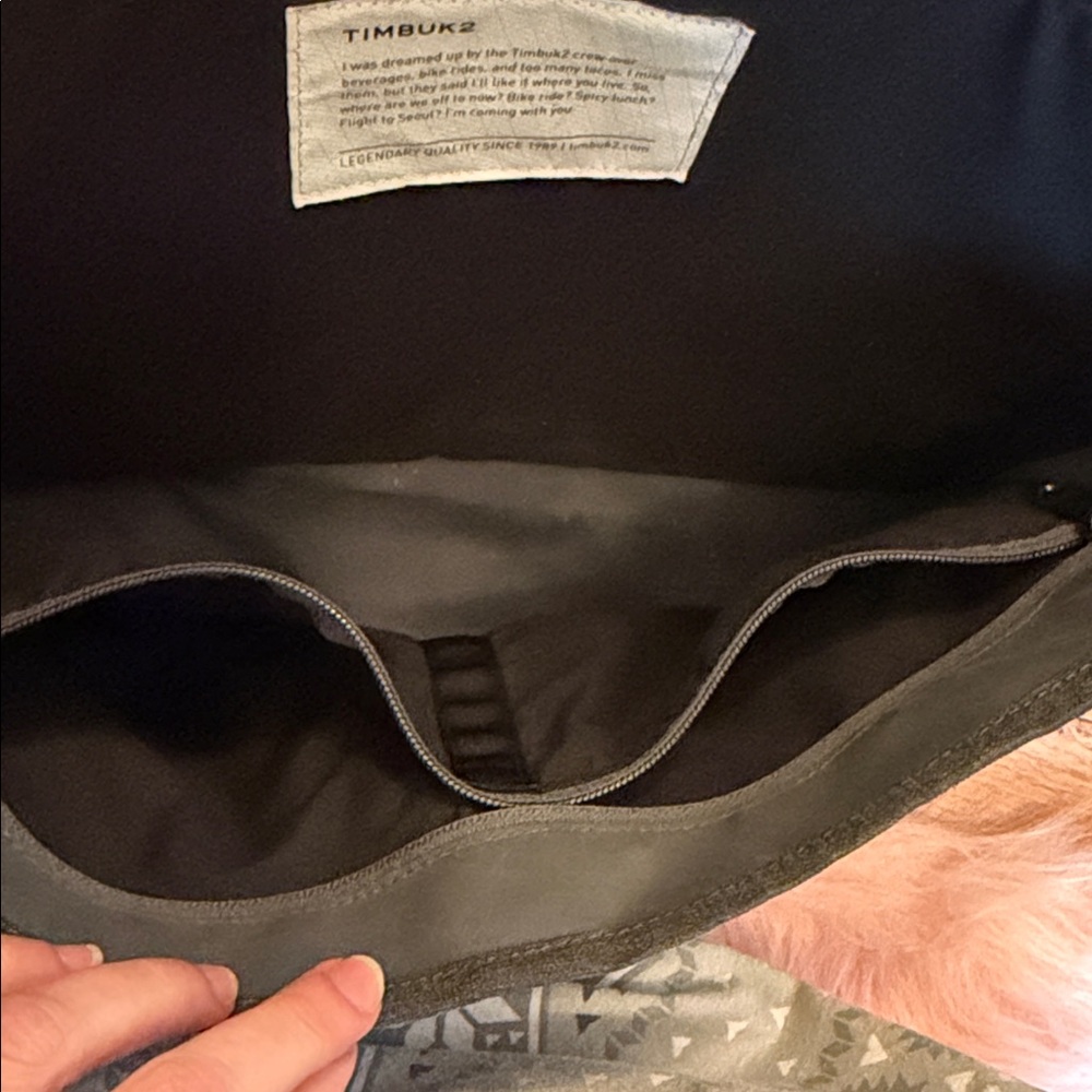 Timbuk2 Messenger Laptop Bag Black Brown | Crossbody Work Commuter Tech Bag - Picture 5 of 7